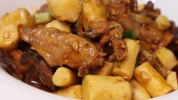 焦作名录美食(焦作美食名录山药烧鸡)