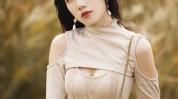 耐看惹人惊艳精致动作女生(自己的精致耐看女生惹人)