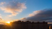 着名
流
士：中国股市渐渐步入成熟的低级
阶段 中国最优质资产或在地平线上冉冉升起