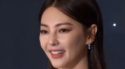 我看愣了面部脸上假体明星(我看面部愣了明星脸上)