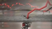 耐克，汗青
性暴跌！