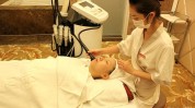 黑头做完美容店女子项目去黑头(盐城市黑头消费者女士扬子晚报)