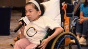 站起罕见港大医院瓷娃娃(罕见医院深圳瓷娃娃港大)