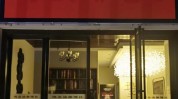 现金流河南美容院大姐包包(现金流这家顾客店面大姐)