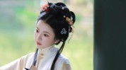 义乌花了想哭女子(义乌小姐花了水光想哭)
