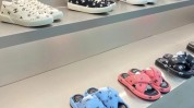鞋店用了一招也行业绩轻松(鞋店客户自己的用了礼品)
