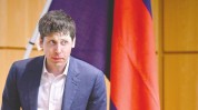 13家媒体怒告OpenAI等AI巨头：内容创作为何成了大模子
的“免费午餐”？