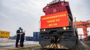 中共中心
：推进铁路体制改革，发展通用航空和低空经济，推动收费公路政策优化