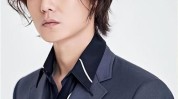 已成男性潮流项目(男性眼袋手术鬓角已成)