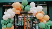 让你美容院春节(顾客门店给您做得团队)