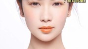 小技巧学生个变美(黑眼圈还可以用手塑身精油)