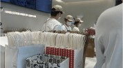 一个门店一名员工，“咖啡店已靠近
小吃摊模式”  风波下的Manner仍旧
人手紧缺??