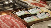 海底捞换帅！原CEO转战外洋
市场，“暖锅
一哥”发急
寻增量