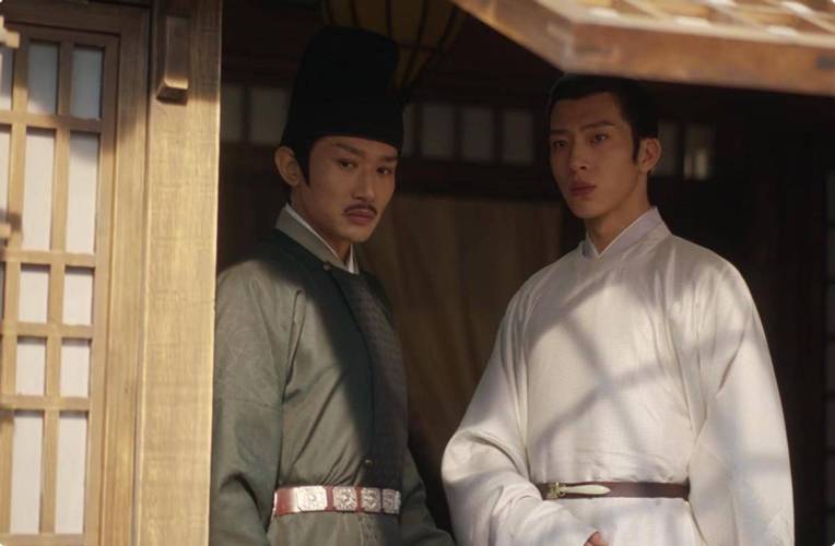 男士来啦公子学费(问你不贵公子裕华男士)
