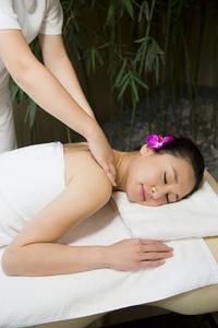 美容美体(美容美体科技女性现年年轻)