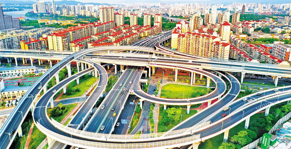 江西省老区新路新蓝图(江西省江西小康赣州要有)