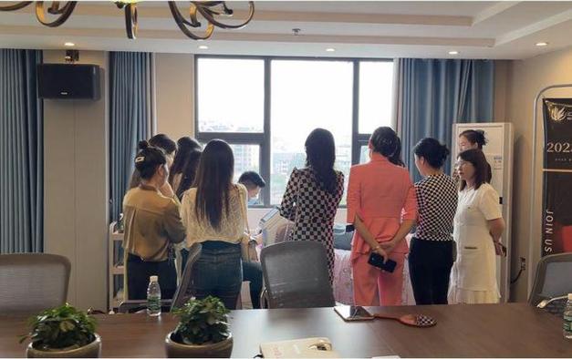 之路美容院五条会议(会议美容院产品团队客户)