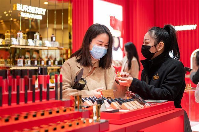 化妆品网站妆品店盆满钵满(化妆品万元网站开了荆门)
