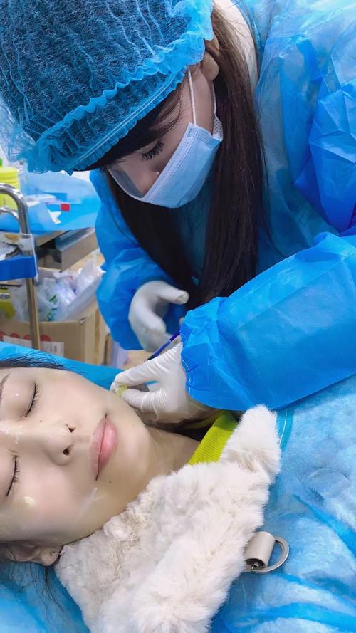 美白美容院不适女子反遭(美白红星乐山市原告公司)
