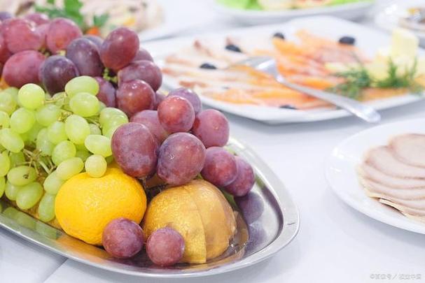 雀斑美容护肤常吃脸上食物女性(苹果雀斑祛斑红枣脸上)
