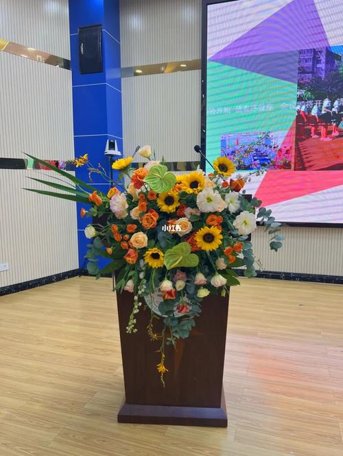 荆州在这里能干花艺女性(荆州在这里荆州市花艺能干)