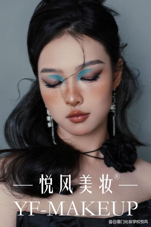 南宁十大美容师名校妆容课程(美容师妆容南宁十大培训学校)