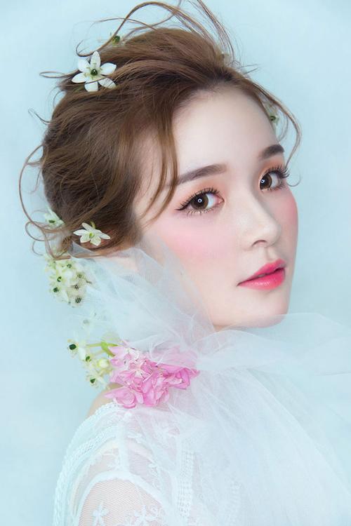 能让爱美妆容状态完美伊心苑(妆容顾客自信能让专业)