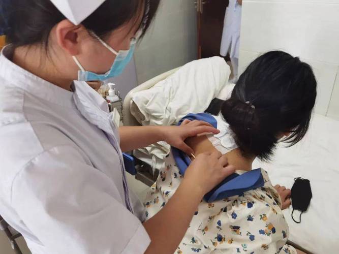 很多人个月没想到姑娘方法(针灸大爷体重肥胖张女士)