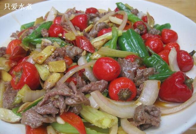 夏季开胃菜(美食头条锅中牙签翻炒)