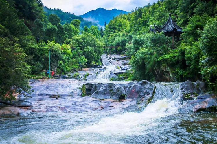 婺源排头兵旅游唐文(婺源景区旅游排头兵文化)