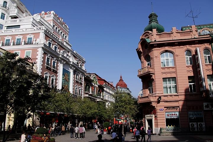 商业街读懂味道时光记忆风景(老街长春中央大街哈尔滨)