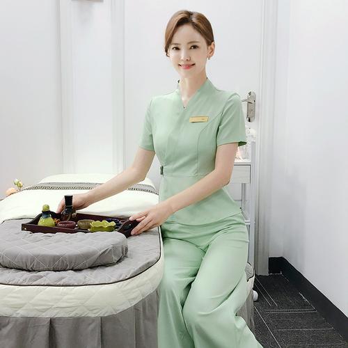 新店美容院岗位(顾客美容院员工美容师工作)