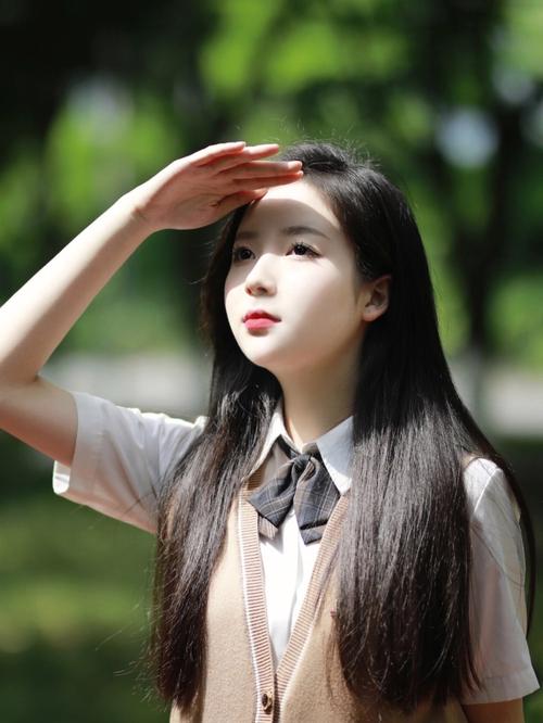 女生(女人自己的女生她说成都)