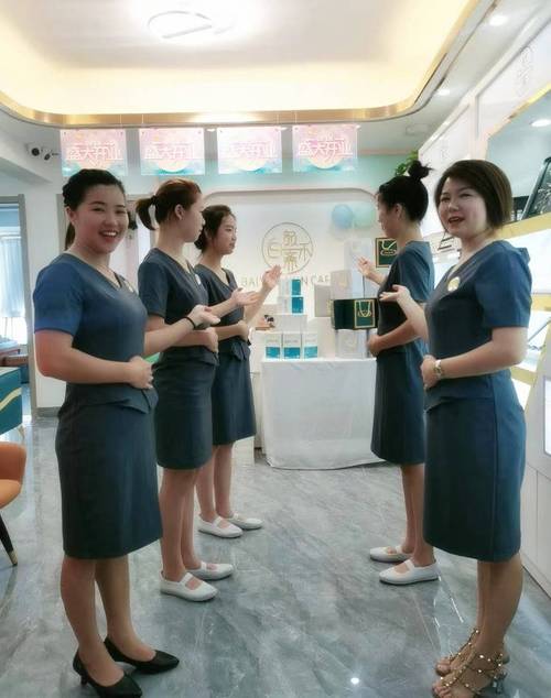 客服美容院流程(顾客美容师美容院这是您的)