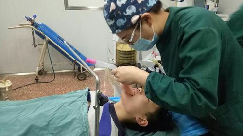 面部抽脂(李女士门诊部不满意面部麻醉科)