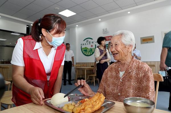 可持续食堂味道父母幸福(食堂父母西城区老年人老年)