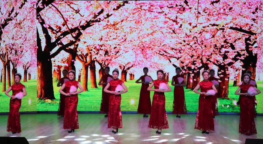 孝昌精彩纷呈旗袍盛世汉服现场(孝昌旗袍精彩纷呈盛世汉服)