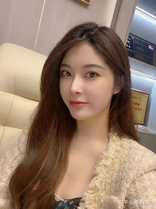 杭州变白时刻漂亮女孩变嫩变(杭州变白时刻漂亮女孩)