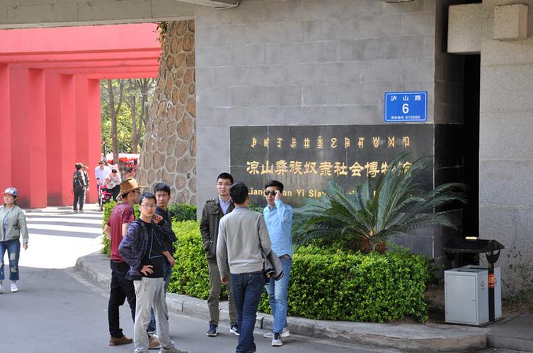 西昌医师整形美容理性汤颖(整形美容医生西昌医师手术)