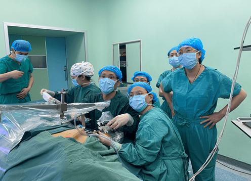 甲状腺乳腺科室精准疗效外科(甲状腺乳腺广西外科微创)