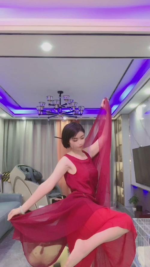 绥化来了开了女装红蚂蚁(绥化女装开了创意都是)