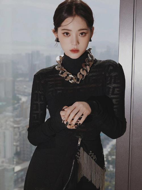 欧阳千金本轮娜娜妆容秋冬(欧阳千金娜娜本轮妆容)