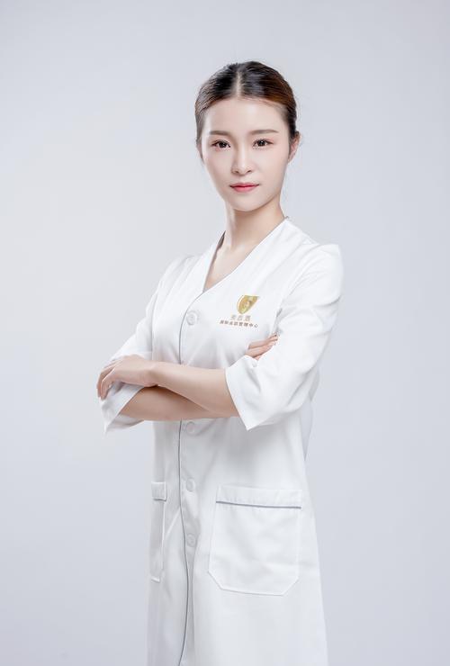 基础行业(美容师基础美容院厂家行业)