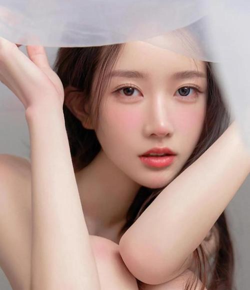 白皙会像有光泽皮肤习惯女生(美白皮肤白皙女生精华)