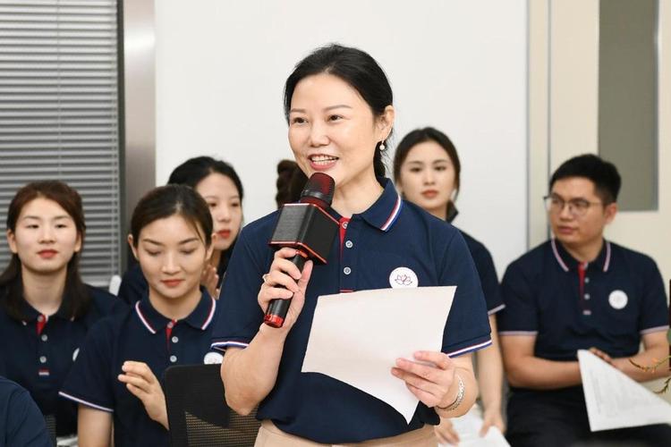 座谈会南大成功举办学科周年医疗美容(医疗美容学科座谈会科室成功举办)