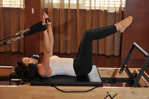 普拉提PilatesMethod(普拉提肌肉您的身体德国)