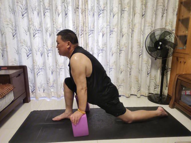 衰老来袭多练人老先老腿(腿部力量衰老让你下肢)