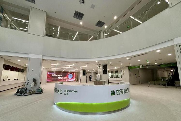门诊部交汇点老牌变身改造工程商场(门诊部交汇点商场医院环球)