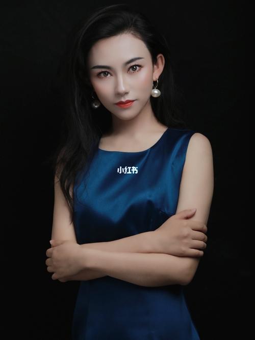 做什么体态妆容(自己的化妆师体态目标妆容)