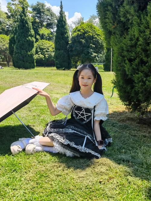 保安姑娘小时女孩照片洛丽塔(保安洛丽塔小时姑娘照片)